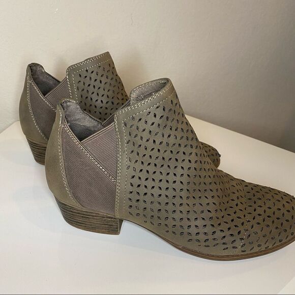 Seychelles Leather Booties Sz 7 - Picture 6 of 6
